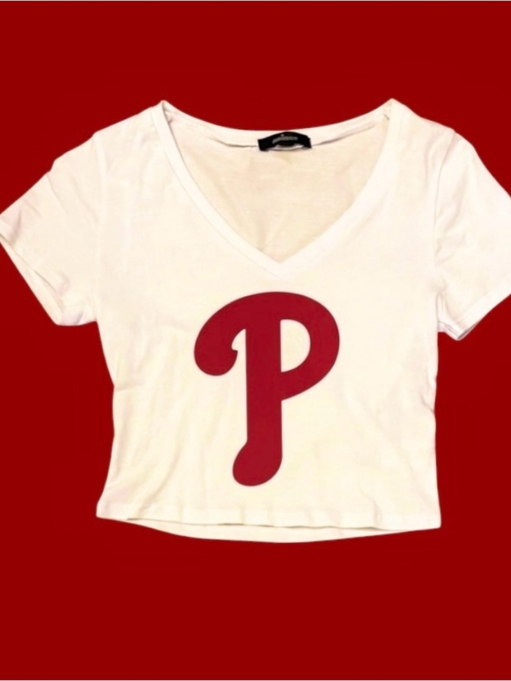 Phillies V Neck cropped tee